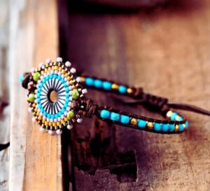 Bracelet Turquoise Perles Fantaisies et métalliques Cordon Vegan