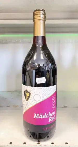 Vin rouge "Mädchen Rot" Doux, 1L - Cépage Vranac, Macédoine 2018