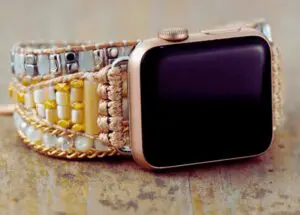 3 Wraps Bracelet Apple Watch Perles de coquillage, Cristal & Cordon vegan