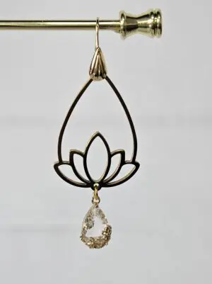 Boucles pendantes Pétales de Lotus