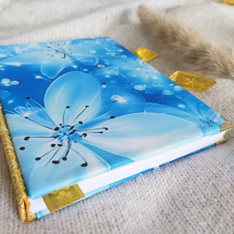 Carnet en tissu FLEUR BLEUE 2 Carnet en tissu FLEUR BLEUE – Image 2