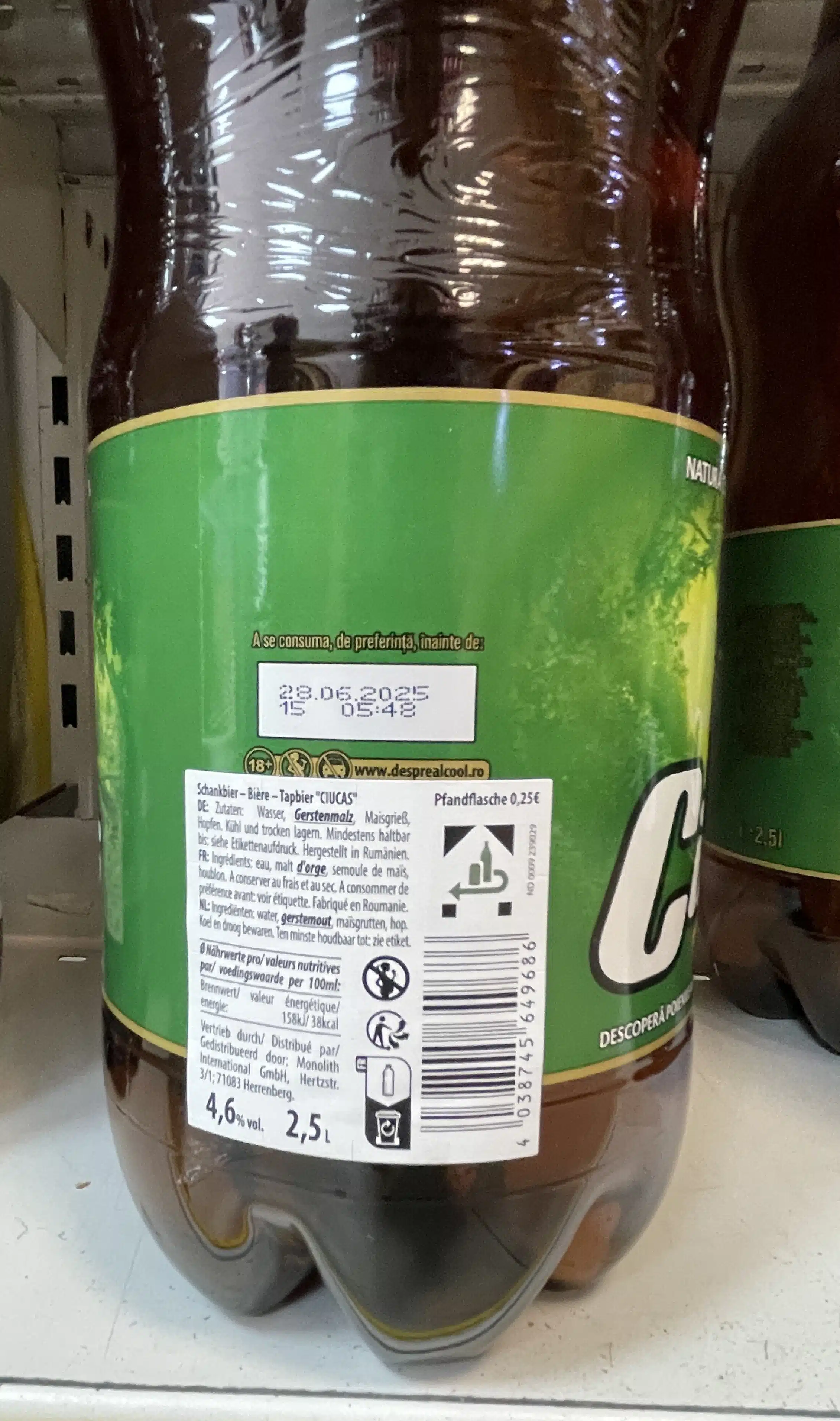 Bière Ciucaș – 2,5 L – Lager blonde roumaine 2 Bière Ciucaș – 2,5 L – Lager blonde roumaine – Image 2