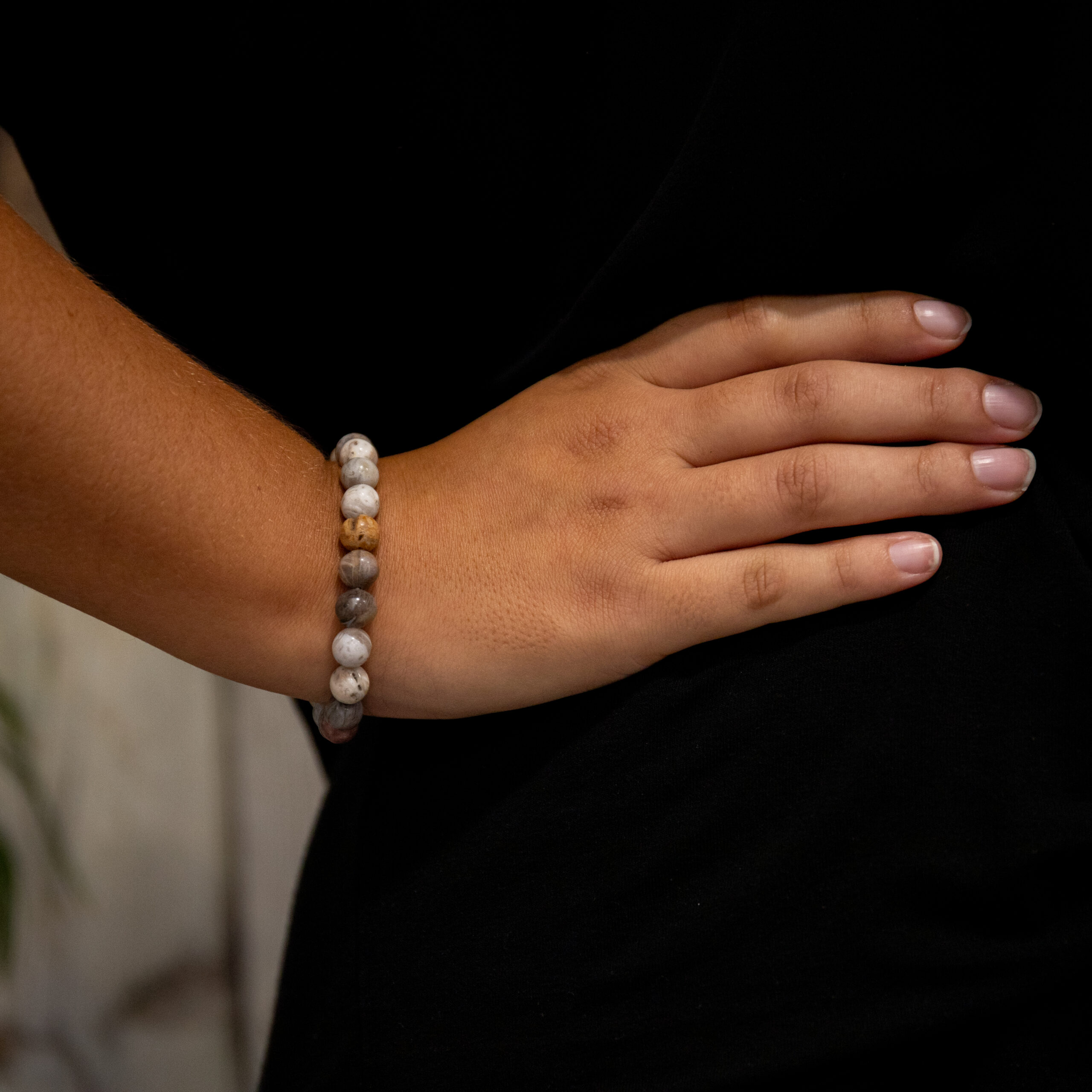 Bracelet Agate Feuille de Bambou – Sérénité et Stabilité 4 Bracelet Agate Feuille de Bambou – Sérénité et Stabilité – Image 4