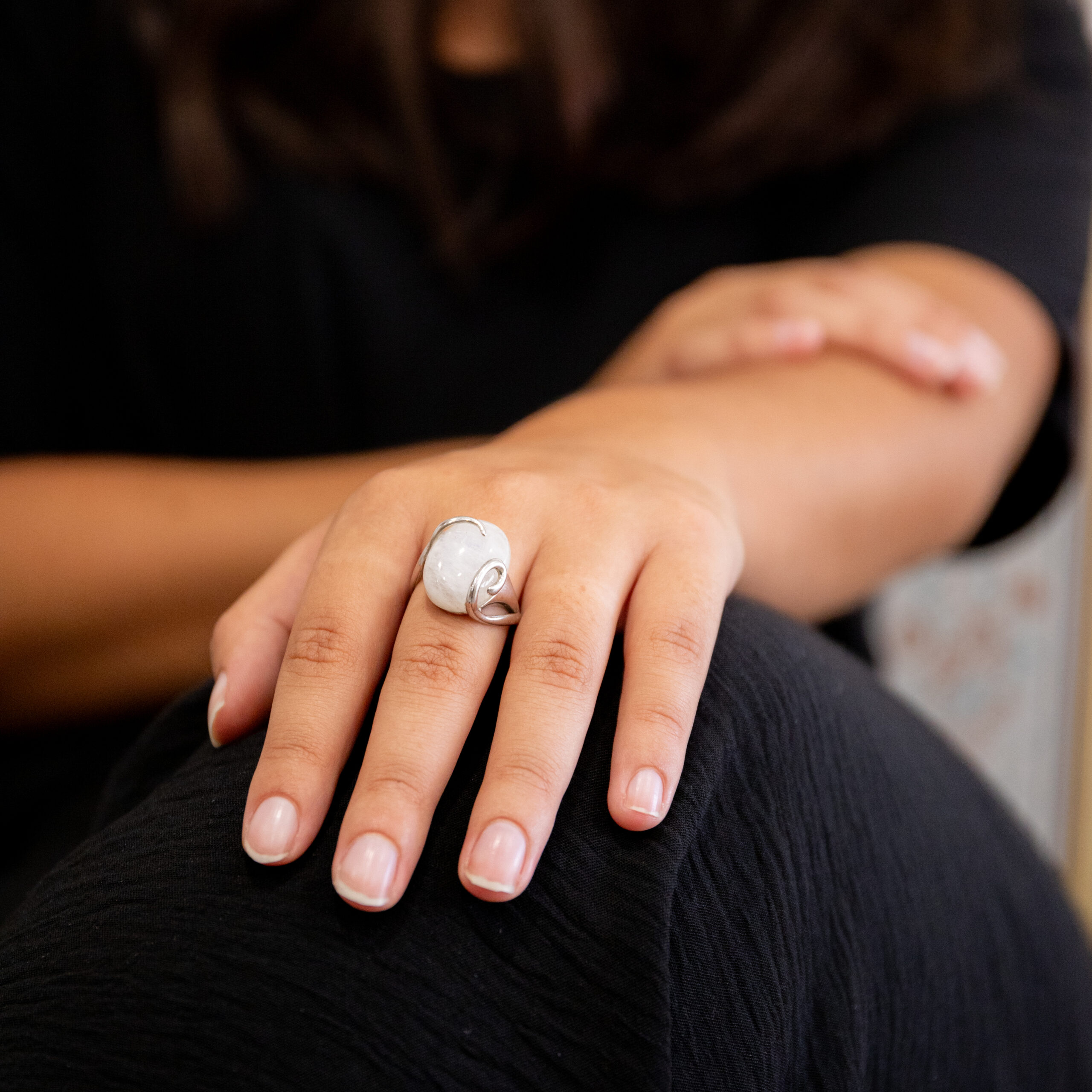 Bague Pierre de lune Maya 3 Bague Pierre de lune Maya – Image 3