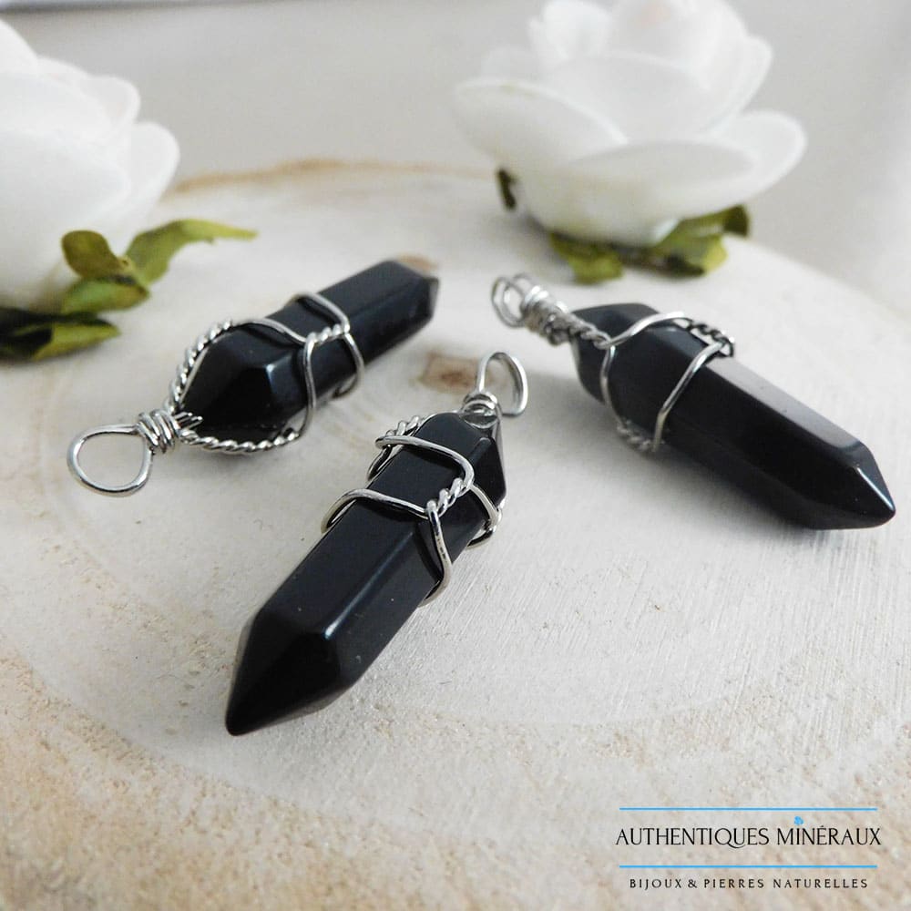 Pendentif Pointe Agate Noire – Ancrage et Sérénité 1 Pendentif Pointe Agate Noire – Ancrage et Sérénité