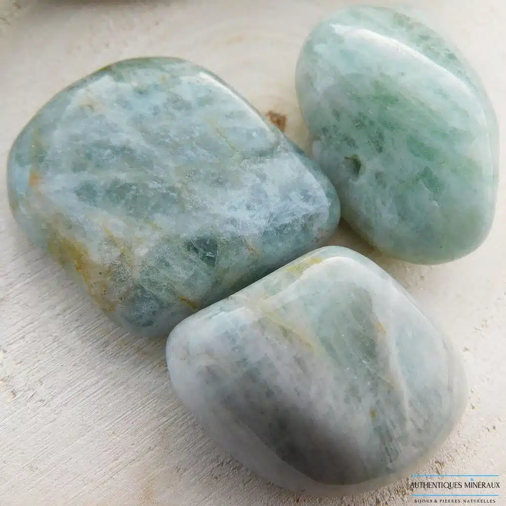 Pierre Roulée Aigue Marine – Sérénité et Communication 3 Pierre Roulée Aigue Marine – Sérénité et Communication – Image 3