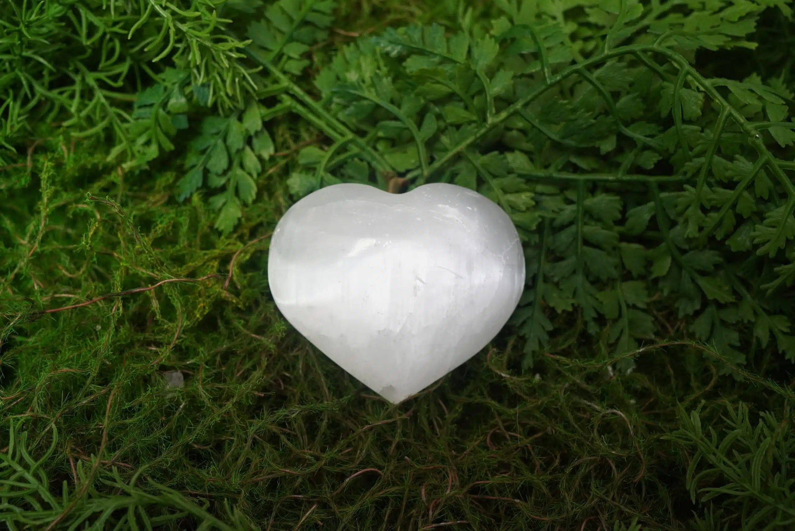 Coeur en Sélénite - sommeil réparateur 2 Coeur en Sélénite - sommeil réparateur – Image 2