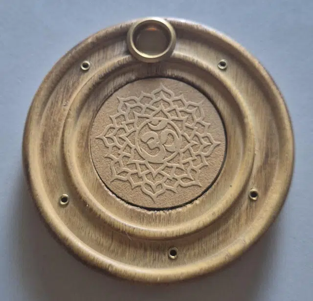 Support d’encens « Fleur de Lotus & Om » 1 Support d’encens « Fleur de Lotus & Om »