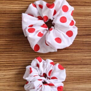 Chouchou cheveux à pois rouges