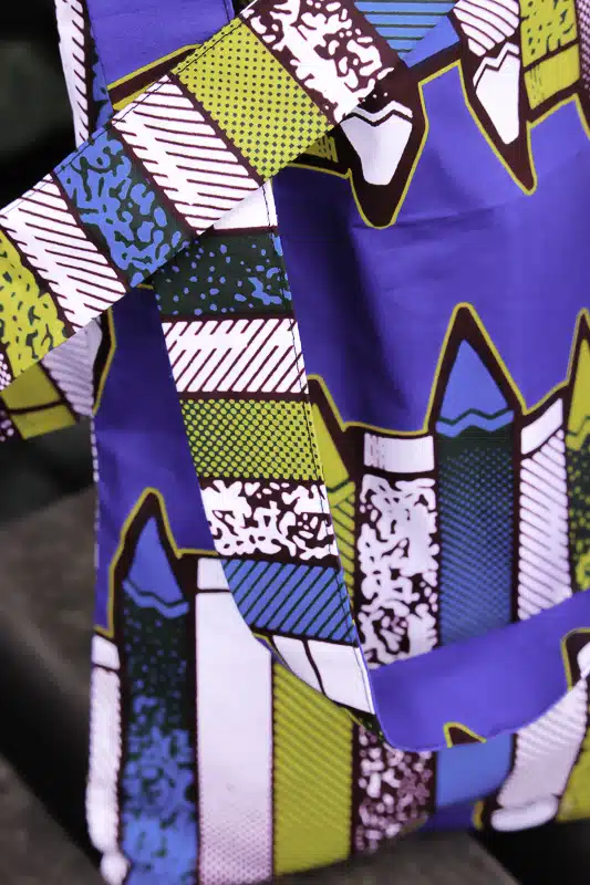 Tôt bag en wax bleu motif crayon 2 Tôt bag en wax bleu motif crayon – Image 2