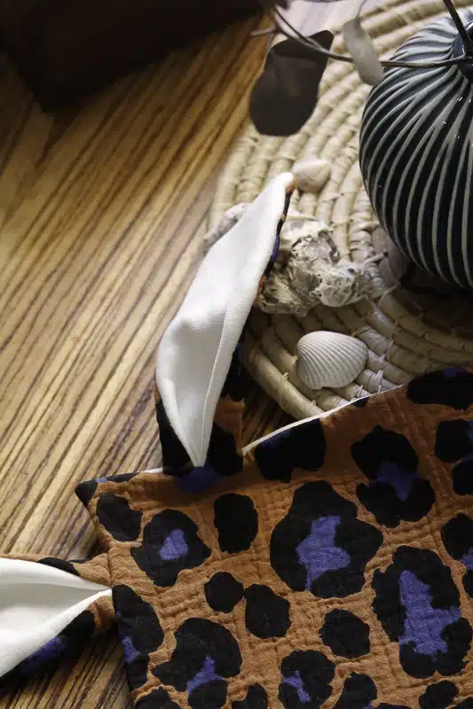 Doudou plat bébé avec attache tétine 4 Doudou plat bébé avec attache tétine – Image 4