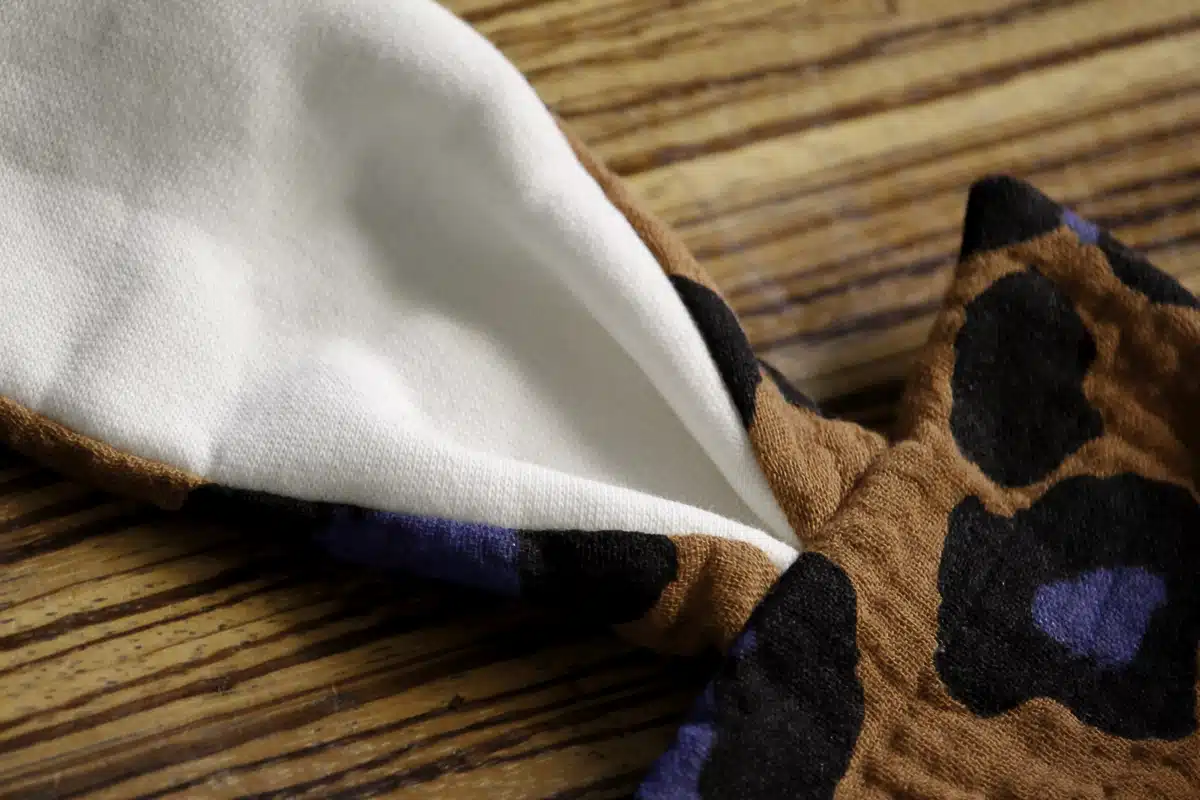 Doudou plat bébé avec attache tétine 2 Doudou plat bébé avec attache tétine – Image 2