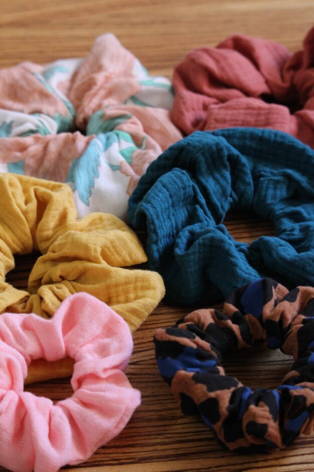 Chouchou cheveux en double gaze de coton 1 Chouchou cheveux en double gaze de coton