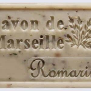 Savon de Marseille Romarin beige, motif d'herbes, points visibles ; savon artisanal naturel pour soins bio.
