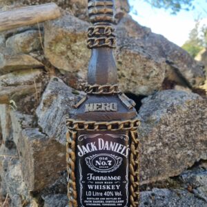 Accueil 9 Bouteille décorative militaire – HERO & Grenade – Pièce unique