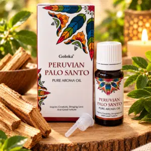 Flacon d'huile essentielle Goloka Palo Santo avec boîte et bâtonnets sur support en bois.